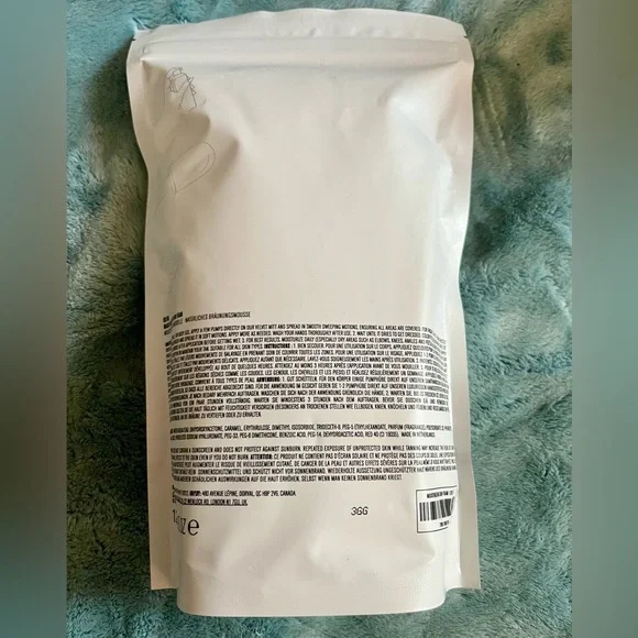 IL MAKIAGE 85/66 MAGIC MOISTURIZING SUN FOAM MOUSSE BRONZER & APPLICATOR MITT - Picture 3 of 3